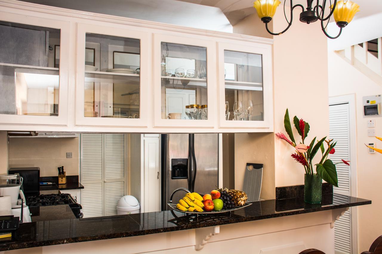 Heavenly Suites La Feuillet Exterior photo