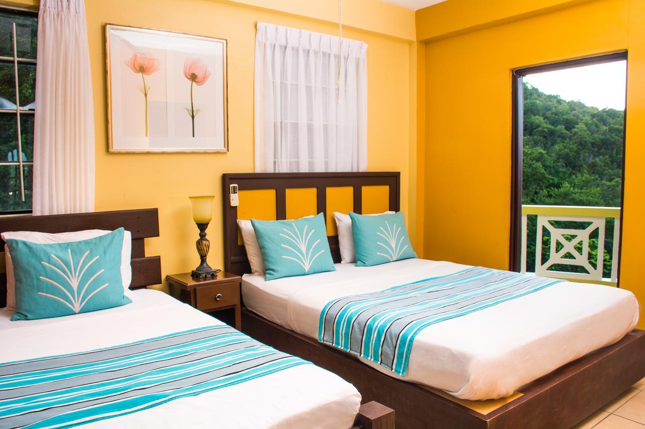 Heavenly Suites La Feuillet Exterior photo